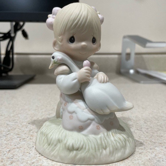 Precious Moments Other - Precious Moments Figurine